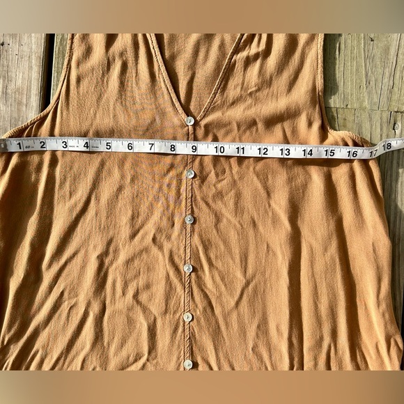 Nine West Ruffled Tiered Sleeveless Dress size S Drop-Waist with Button Accent - Picture 9 of 10